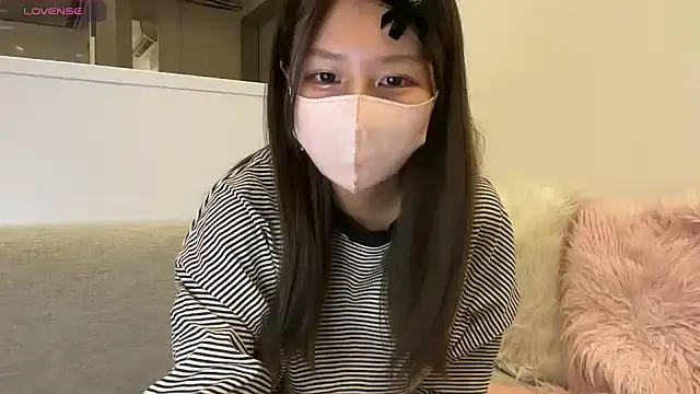 Snapshot of Ray-00 chatting on January 19, 6:09 am Ray-00 online show from January 19, 6:09 am