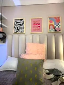 cute  cherry  online show from November 24, 8:30 pm