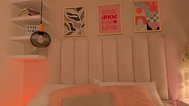 Snapshot of cute__cherry_ chatting on January 18, 12:20 pm cute cherry online show from January 18, 12:20 pm