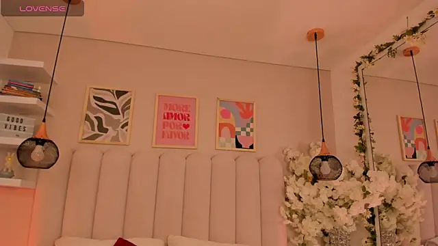 Snapshot of cute__cherry_ chatting on February 11, 8:25 pm cute cherry online show from February 11, 8:25 pm