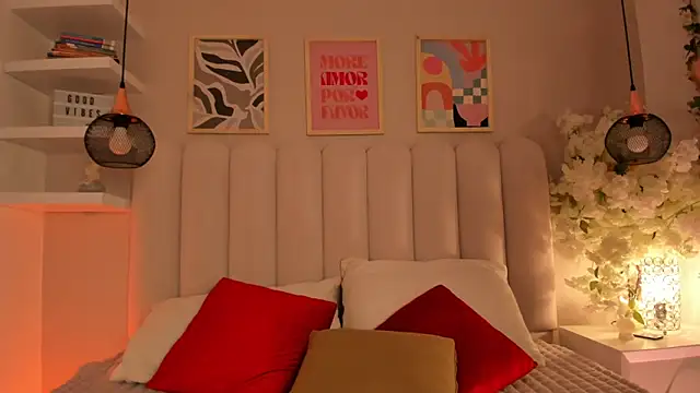 Snapshot of cute__cherry_ chatting on February 26, 9:14 pm cute cherry online show from February 26, 9:14 pm