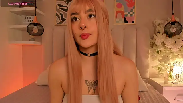 Snapshot of cute__cherry_ chatting on February 27, 8:31 pm cute cherry online show from February 27, 8:31 pm