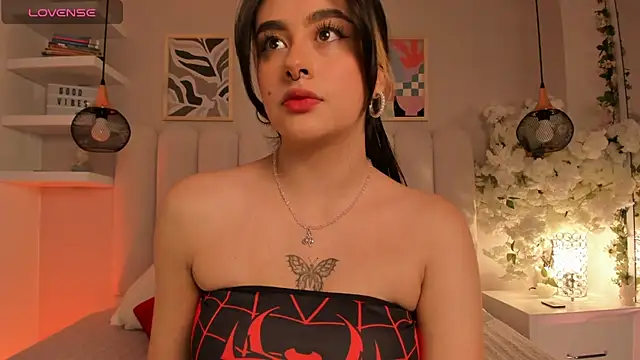 Snapshot of cute__cherry_ chatting on March 4, 8:26 pm cute cherry online show from March 4, 8:26 pm