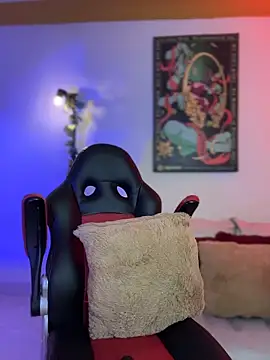 ZahaRoseee online show from April 7, 3:07 am