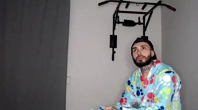 transgenderboy online show from March 9, 11:56 pm