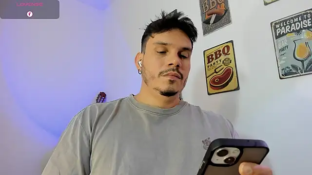 alejandro stark online show from February 5, 3:00 am