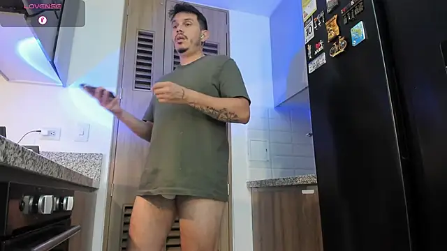 alejandro stark online show from February 8, 12:36 am