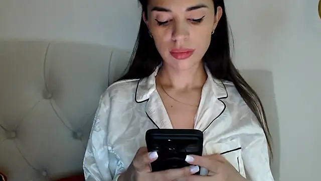 Snapshot of Mika_Gold chatting on October 20, 6:08 pm Mika Gold online show from October 20, 6:08 pm