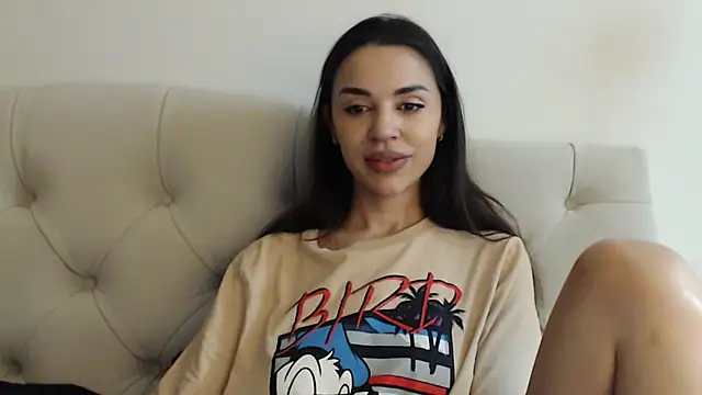 Snapshot of Mika_Gold chatting on November 6, 2:29 pm Mika Gold online show from November 6, 2:29 pm