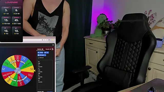 Snapshot of Vincent_Strong chatting on October 20, 8:37 am Vincent Strong online show from October 20, 8:37 am