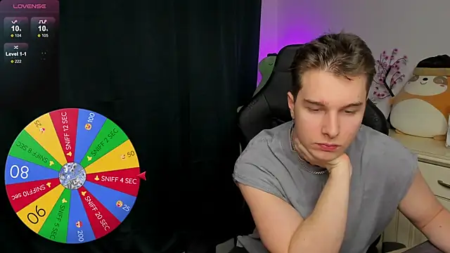 Snapshot of Vincent_Strong chatting on November 29, 2:31 pm Vincent Strong online show from November 29, 2:31 pm