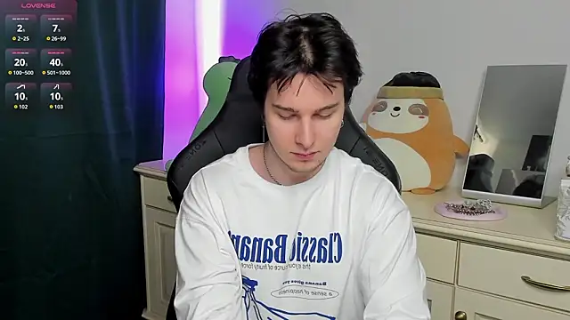 Vincent Strong online show from March 15, 12:00 pm