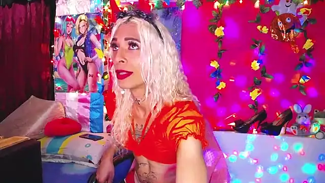 flaquita corall online show from November 1, 12:12 am