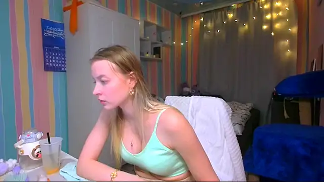   Aphrodita  wow   online show from December 7, 1:40 pm