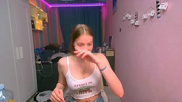   Aphrodita  wow   online show from March 6, 3:02 pm