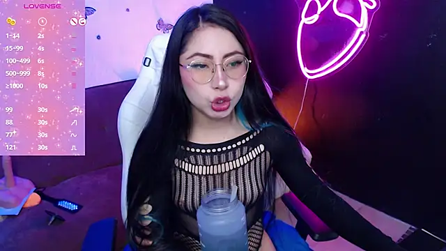 demyanderson  online show from January 13, 10:45 pm