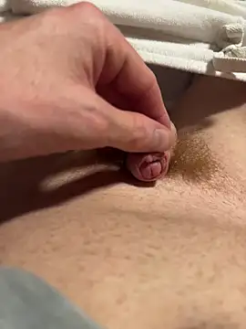 Gayginger86 online show from April 9, 1:05 pm