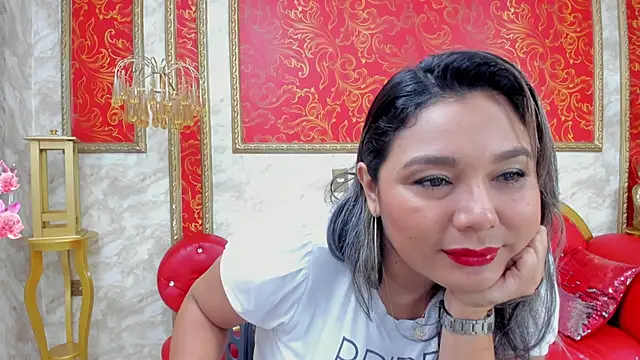 Snapshot of Myhottie_Milf chatting on December 28, 1:38 pm Myhottie Milf online show from December 28, 1:38 pm