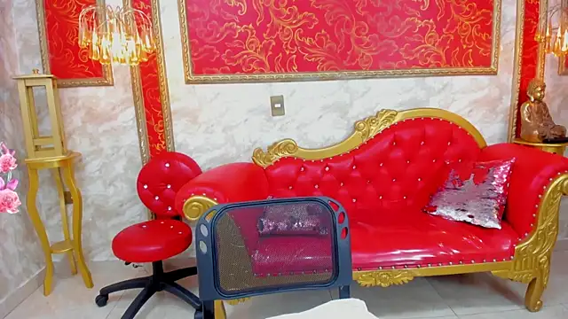 Snapshot of Myhottie_Milf chatting on December 30, 7:21 pm Myhottie Milf online show from December 30, 7:21 pm