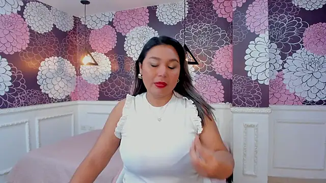 Snapshot of Myhottie_Milf chatting on January 20, 2:03 pm Myhottie Milf online show from January 20, 2:03 pm
