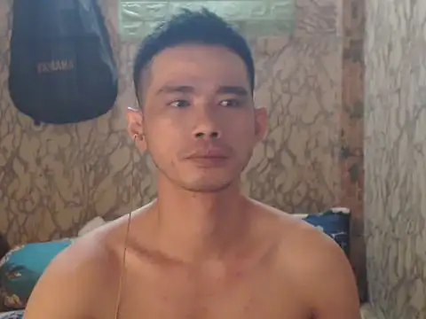 Snapshot of x0x-Philip-x0x chatting on September 17, 11:12 am x0x-Philip-x0x online show from September 17, 11:12 am