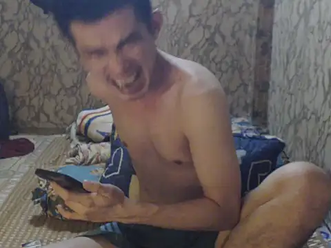 Snapshot of x0x-Philip-x0x chatting on October 13, 3:50 am x0x-Philip-x0x online show from October 13, 3:50 am