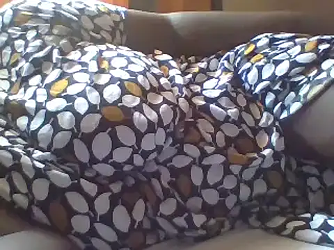 Snapshot of Bigg_boobies chatting on March 20, 7:58 am Bigg boobies online show from March 20, 7:58 am