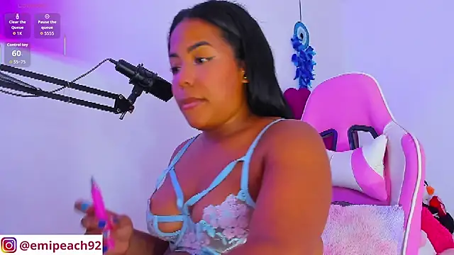 samanthaabloom online show from October 24, 12:52 am