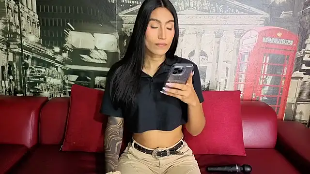 Snapshot of Taly_Fox chatting on March 4, 4:40 am Taly Fox online show from March 4, 4:40 am