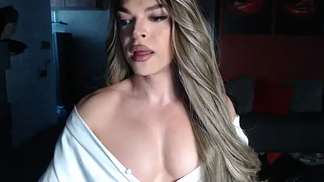 Snapshot of allifit01 chatting on April 14, 12:00 pm allifit01 online show from April 14, 12:00 pm