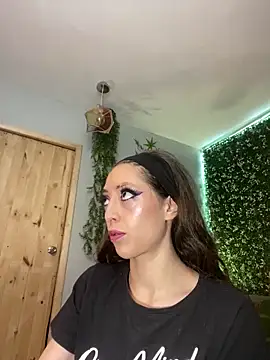 Snapshot of VickyJackson_ chatting on March 3, 4:13 pm VickyJackson online show from March 3, 4:13 pm