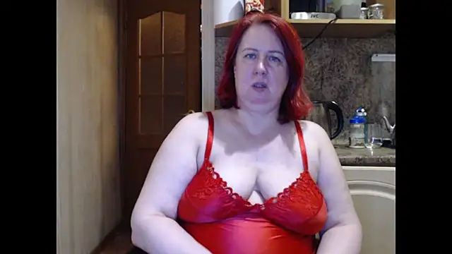 NikolRedMilf online show from April 18, 12:25 am