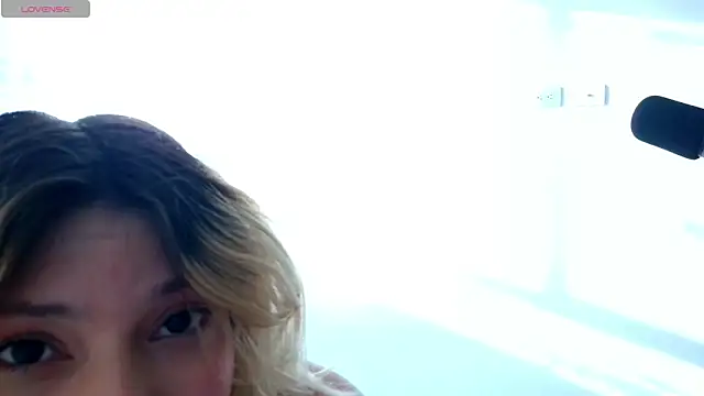 Ania jones online show from October 17, 9:39 pm