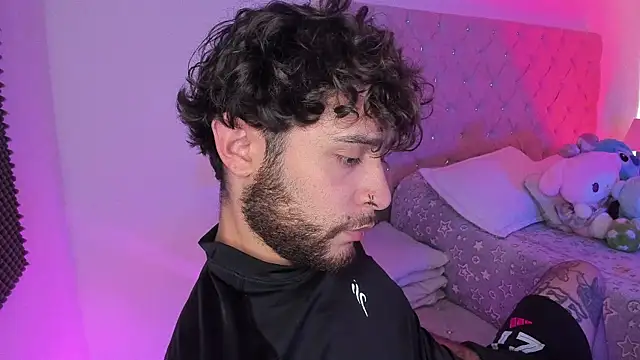 AbbyAndChris2 online show from April 10, 5:50 pm