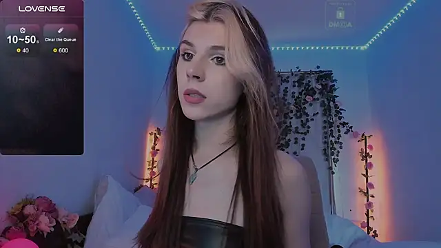  eva  pleasure  online show from October 7, 6:32 am