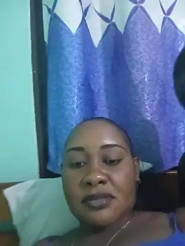 Snapshot of colonixx chatting on June 10, 6:07 pm colonixx online show from June 10, 6:07 pm