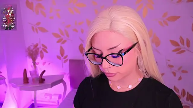 Misselektra   online show from February 13, 5:47 am