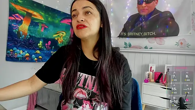 Snapshot of LovelyAzucena chatting on October 22, 4:40 pm LovelyAzucena online show from October 22, 4:40 pm