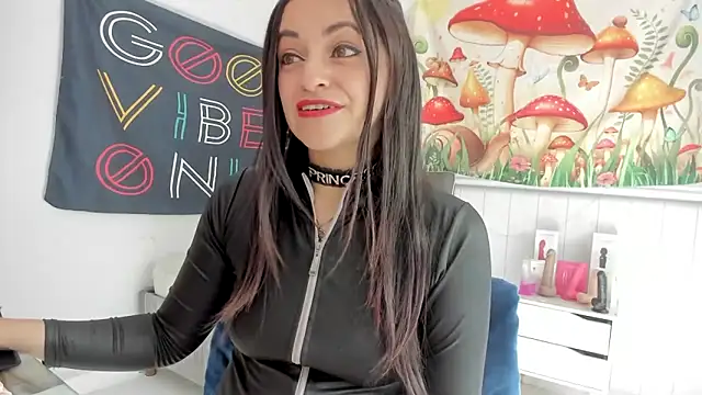 LovelyAzucena online show from December 3, 2:37 pm