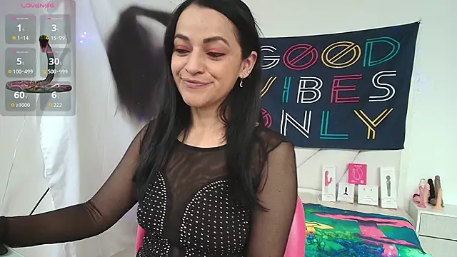 LovelyAzucena online show from March 12, 2:23 pm