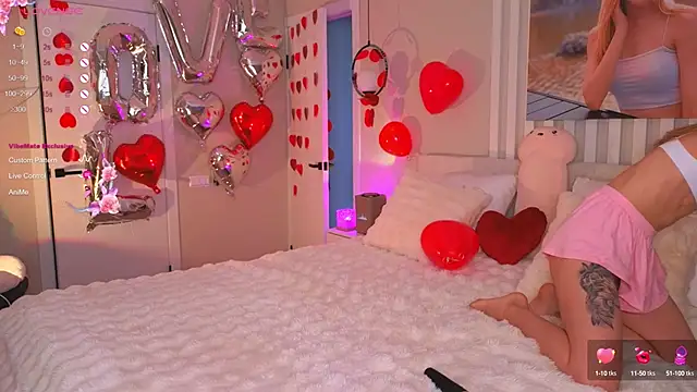 Snapshot of Lana_me chatting on February 14, 4:04 am Lana me online show from February 14, 4:04 am