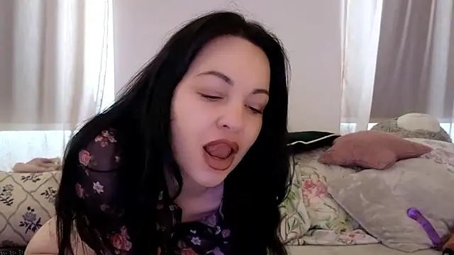 Lilie romeo online show from October 21, 10:38 am