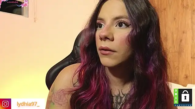 Snapshot of lydhia97_ chatting on January 12, 9:08 am lydhia97 online show from January 12, 9:08 am