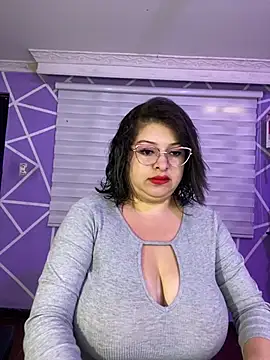 MiiaaJoness online show from June 17, 3:02 pm