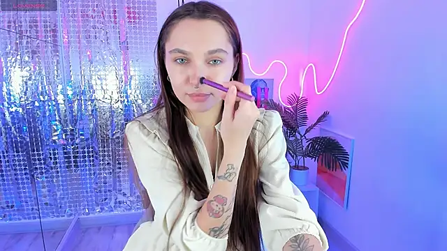 ChloeSunny online show from June 26, 1:59 pm