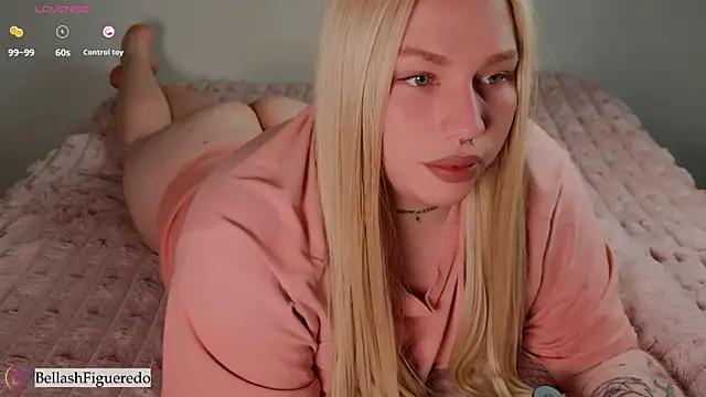 Snapshot of IsabellaFigueredo__ chatting on February 11, 6:51 am IsabellaFigueredo online show from February 11, 6:51 am