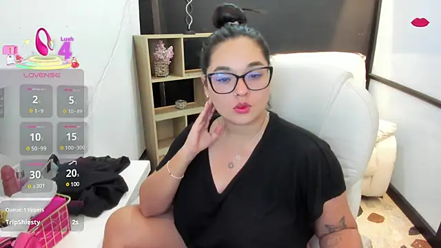 CelesteBrucee online show from February 8, 5:40 am