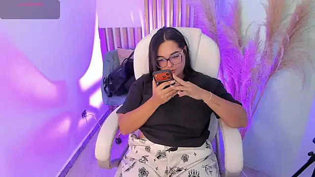 CelesteBrucee online show from January 9, 8:21 pm