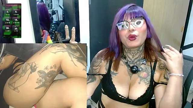 Snapshot of miss_cloverrr chatting on February 13, 3:46 am miss cloverrr online show from February 13, 3:46 am