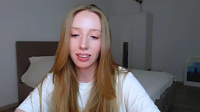 Luna insniity online show from December 28, 11:48 pm